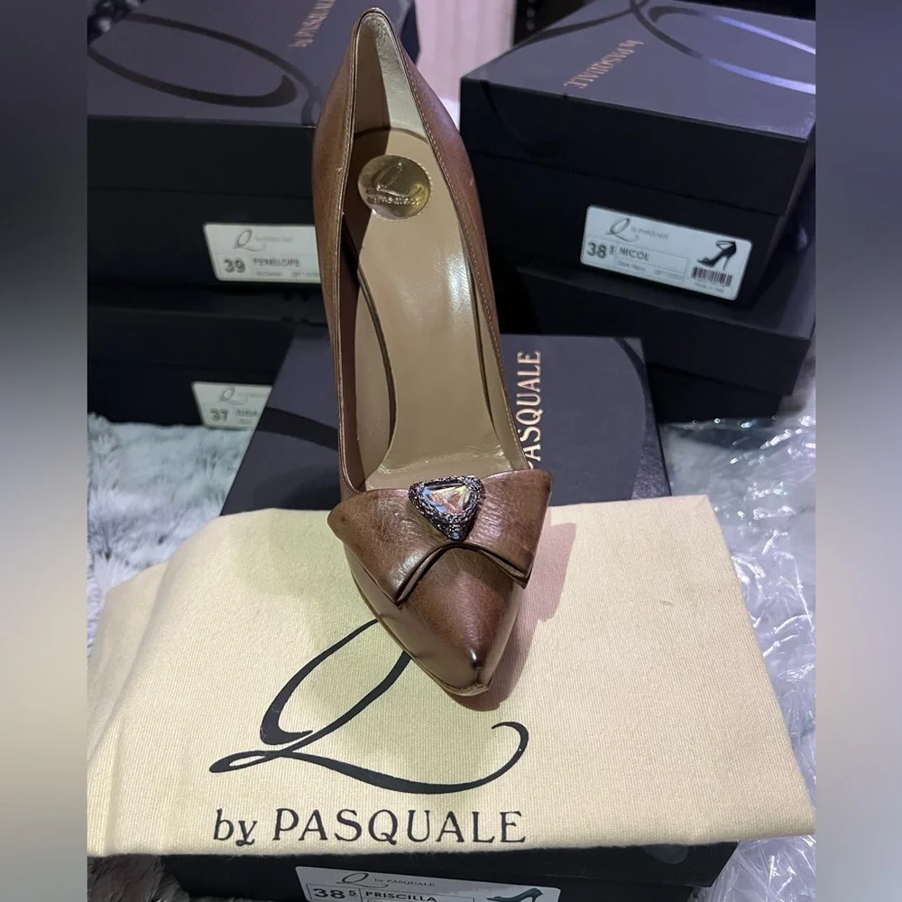 Q by Pasquale PRISCILLA - Picture 5 of 8